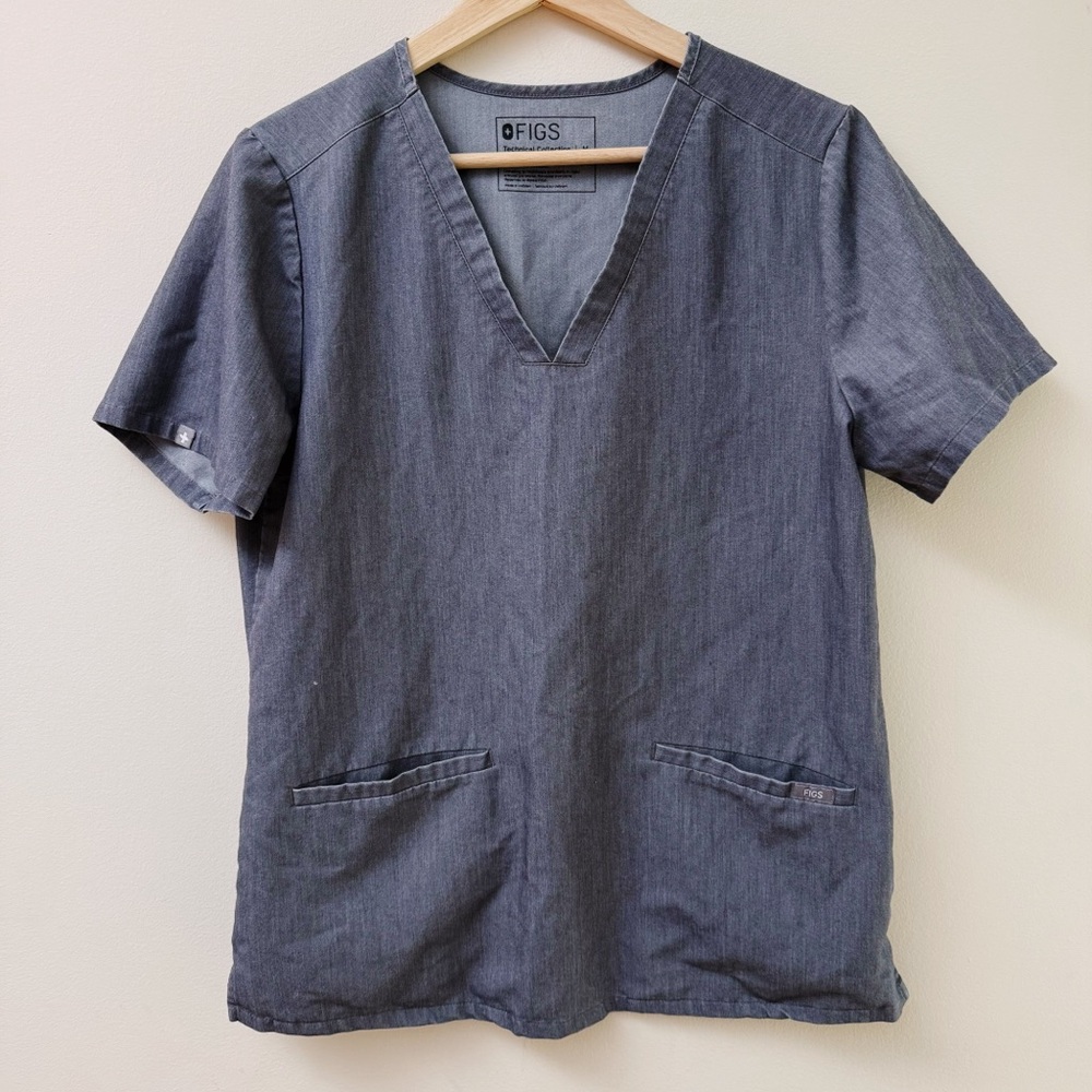 FIGS Scrubs Top